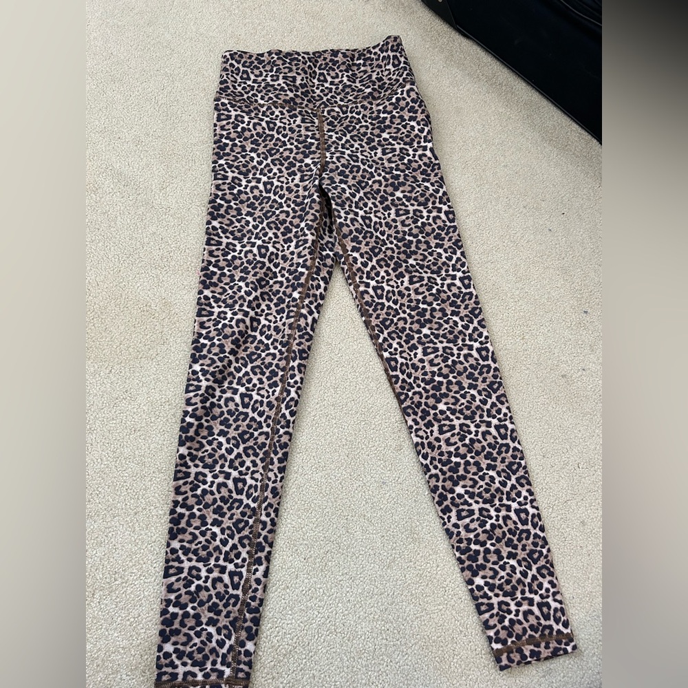 Animal print leggings